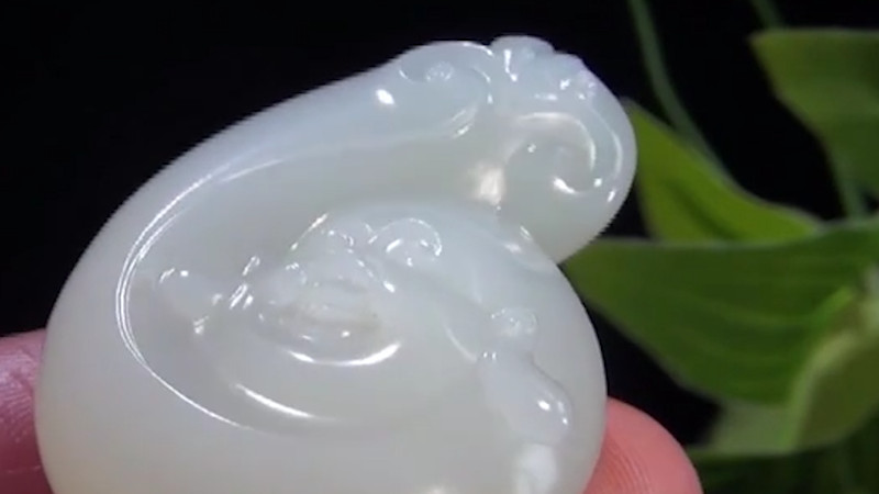 白玉是玉吗